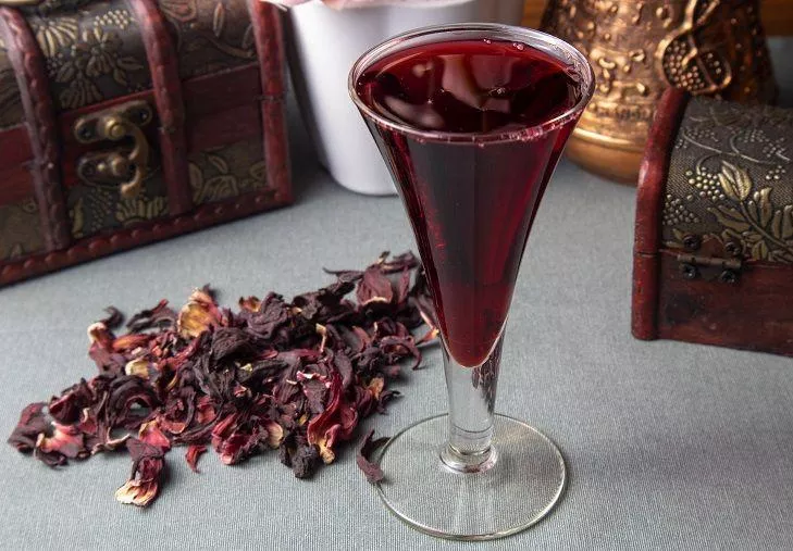 Vin d'hibiscus : une recette de thé simple à la maison